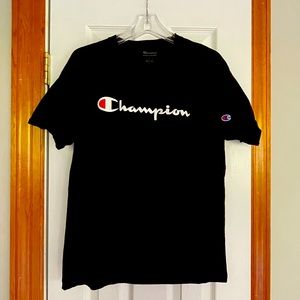 CHAMPION MENS SIZE LARGE GRAPHIC TEE BLACK